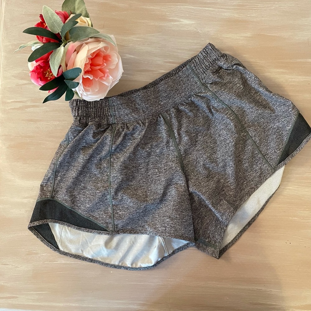 Lululemon Hotty Hot shorts